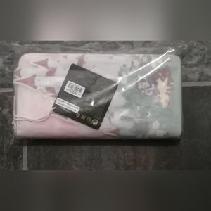 Snow White & castle wallet